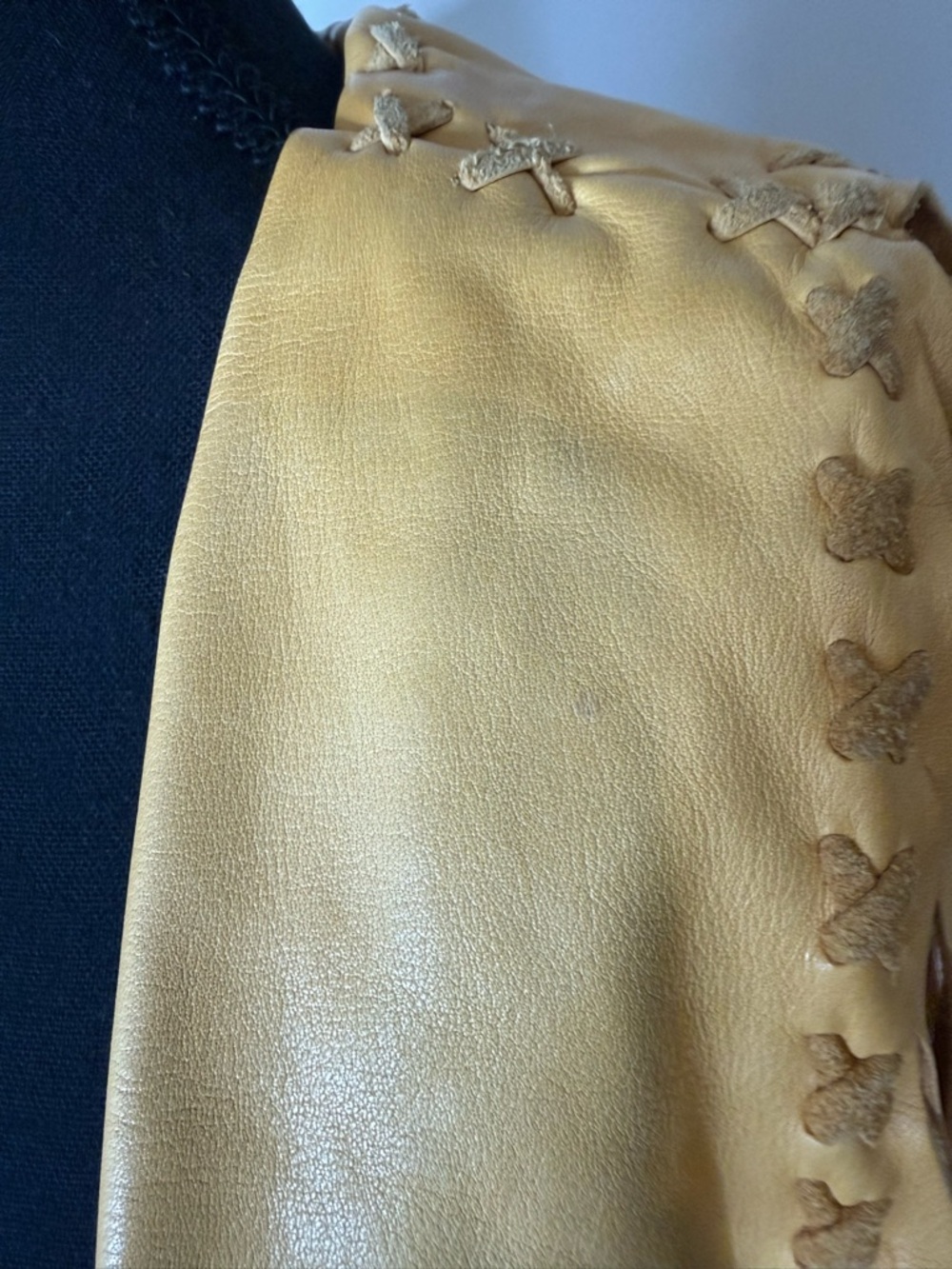 Vintage Yellow Tan Leather Suede Crop Vest Fringe Braided Seams Boho Lined Small - Picture 15 of 16